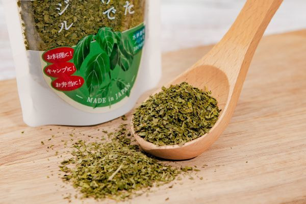 basil_img.jpg